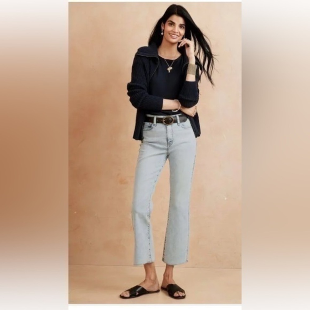 Banana Republic High-Rise Cropped Bootcut Light Denim Jeans Size 16‎ Tall